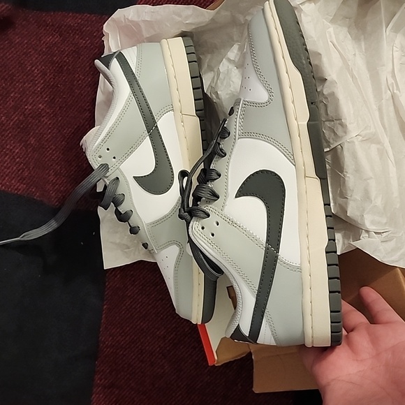 Nike dunks - Picture 2 of 5